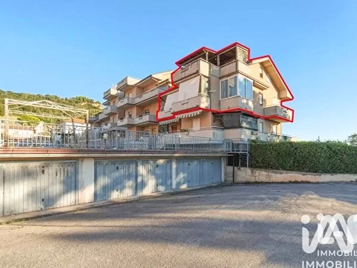 Appartamento con 6 locali in vendita in Via Castelfidardo, Sant'Elpidio A Mare