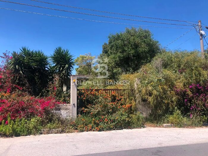 Casa quadrilocale in vendita in Via San Cataldo, Siracusa