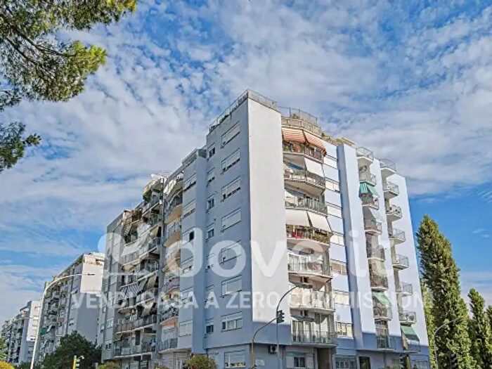 Appartamento bilocale in vendita in Via Accademia degli Agiati, Roma