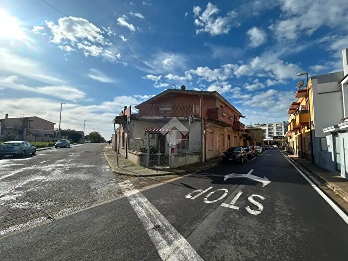 Casa quadrilocale in vendita in Via C Romagnino, Selargius