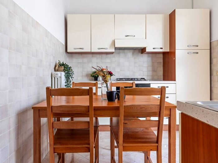 Appartamento trilocale in affitto in Via Luigi Ornato, Niguarda, Milano