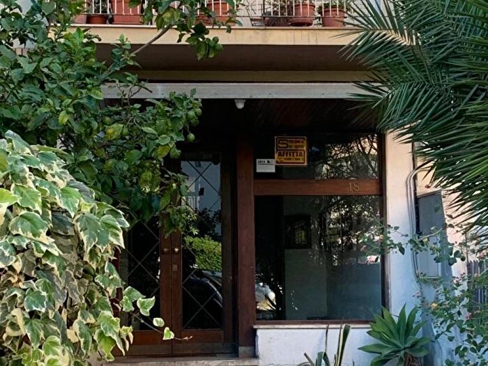 Appartamento quadrilocale in affitto in Viale Croce Rossa, De Gasperi Croce Rossa, Palermo