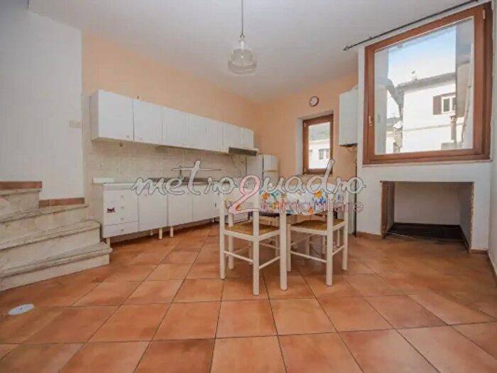 Appartamento trilocale in vendita in Corso Appio Claudio, Itri