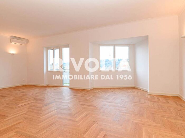 Appartamento con 6 locali in affitto in Piazza Bainsizza, Mazzini Delle Vittorie, Roma