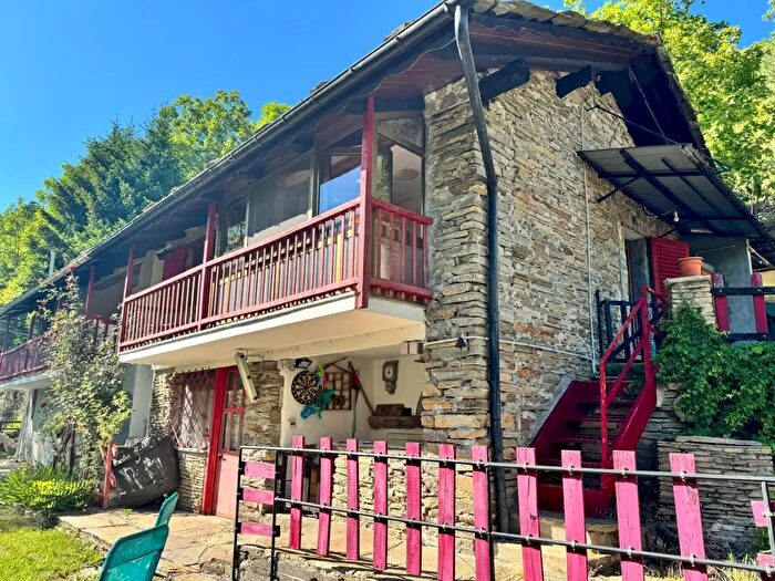 Casa trilocale in vendita in Via Fornaci, Rora'