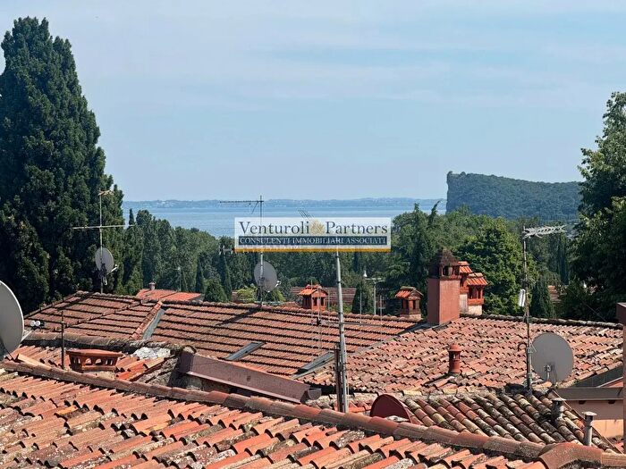 Casa in vendita in Via G Zanardelli, San Felice Del Benaco