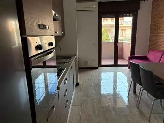 Appartamento bilocale in affitto in Via Don Attilio Valentini, Monza