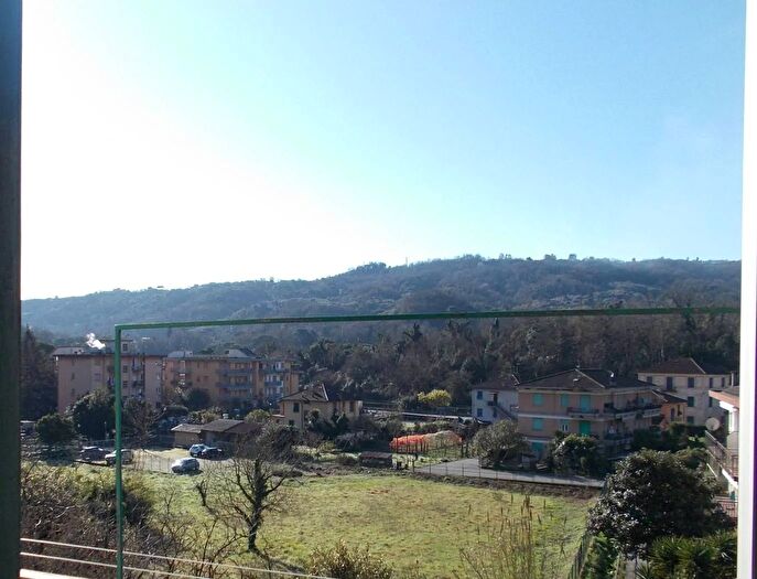 Appartamento trilocale in vendita in Via Santa Maria del Campo Rapallo, Rapallo