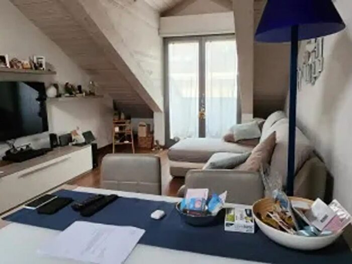 Appartamento trilocale in affitto in Via Villarbasse, Torino