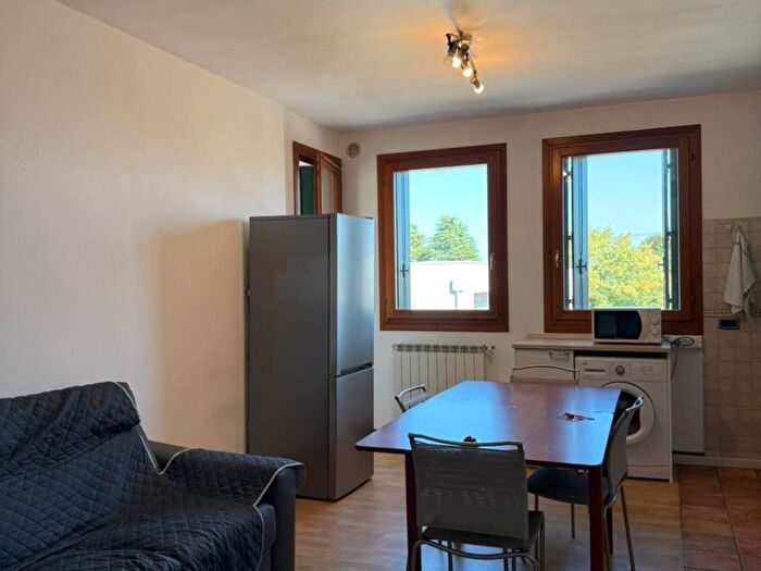 Casa quadrilocale in affitto in Via Romea, Centro, Legnaro