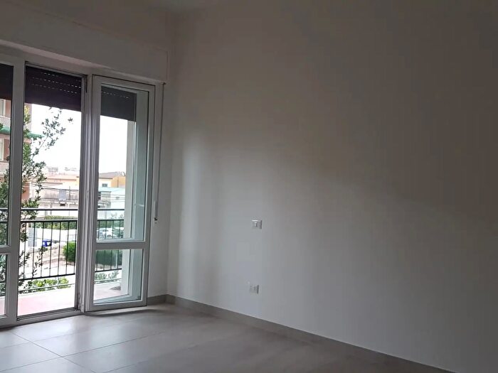 Appartamento trilocale in affitto in Siracusa