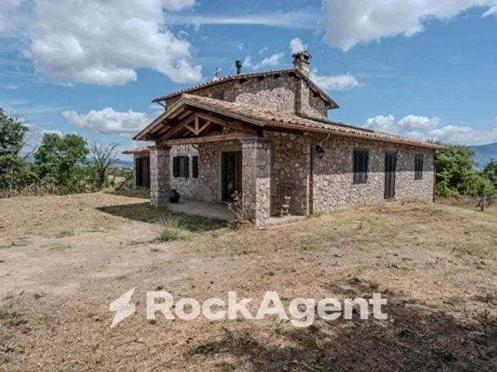 Casa con 6 locali in vendita in Strada della Poggetta, Castiglione In Teverina