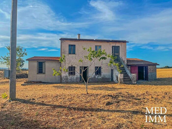 Casa quadrilocale in vendita in Viterbo