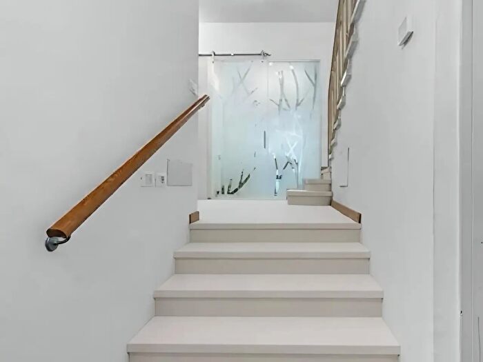 Casa con 5 locali in vendita in Milano