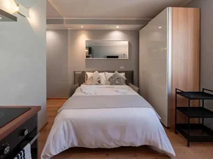 Appartamento monolocale in affitto in Viale Monte Nero, Milano