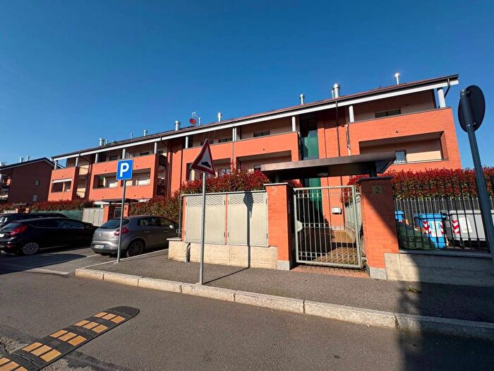 Appartamento bilocale in affitto in Via San Giacomo, Centro, La Loggia