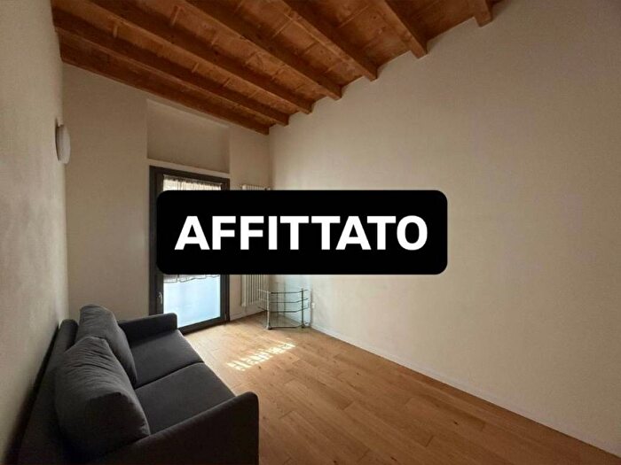 Appartamento trilocale in affitto in Via Fratelli Galliari, Treviglio