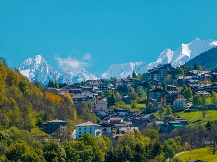 Appartamento trilocale in vendita in Via Madonna, Aprica