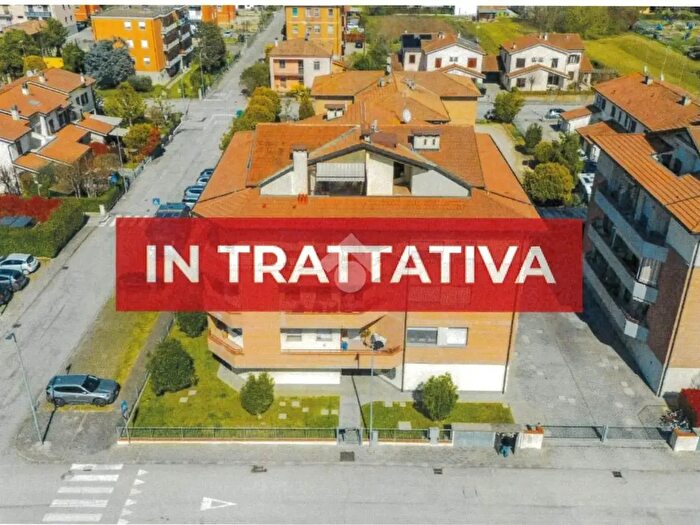 Appartamento trilocale in vendita in Via E Berlinguer, Baricella