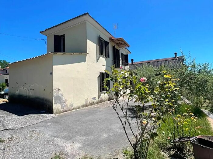 Casa trilocale in vendita in Via Vetiche, Frosinone