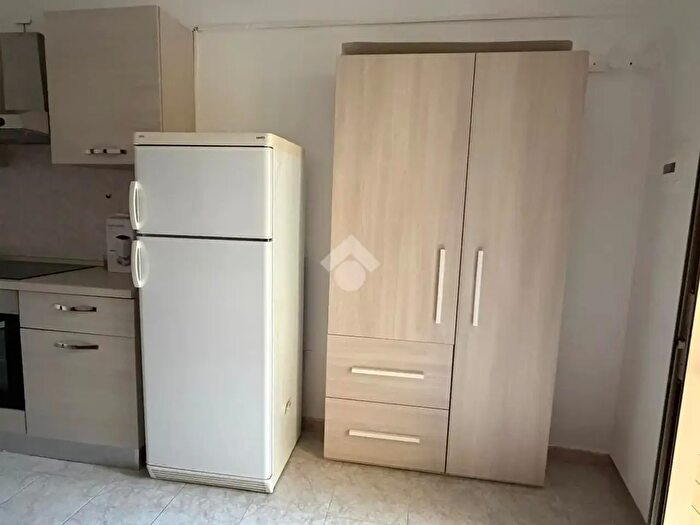 Appartamento monolocale in affitto in Via Alighieri, Pozzilli