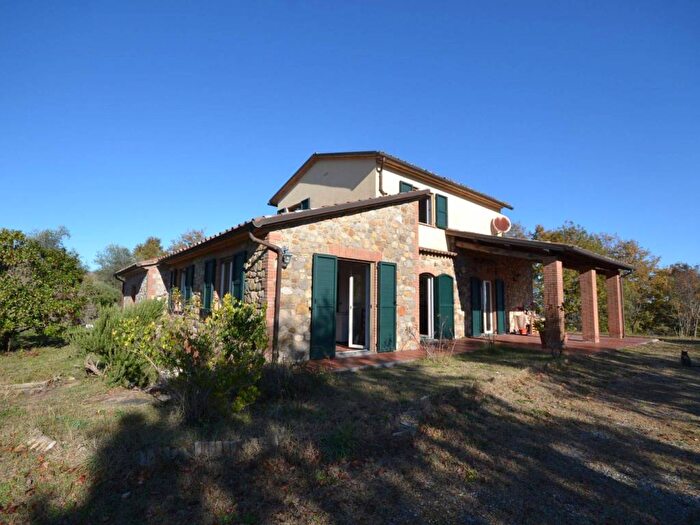 Appartamento con 6 locali in affitto in Località Poggi, Ficulle