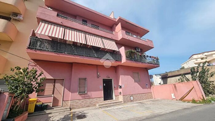 Appartamento bilocale in vendita in Via Feudo, Reggio Calabria