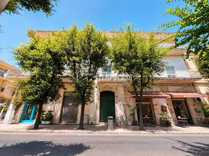 Appartamento con 5 locali in vendita in Viale dell'Università, Lecce