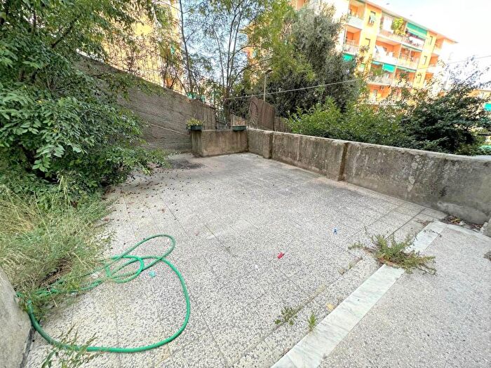 Appartamento bilocale in affitto in Via Bartolomeo Carrea, Sampierdarena, Genova