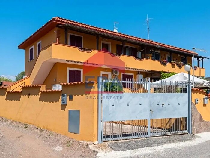 Appartamento bilocale in vendita in Via dei Macaoni, Ardea