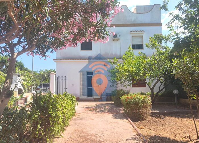 Appartamento con 6 locali in vendita in Via Kronos Castelvetrano, Castelvetrano