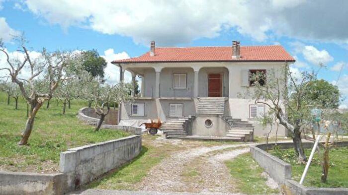 Casa con 5 locali in vendita in Via Cupa dellAstrologo, Torella Dei Lombardi