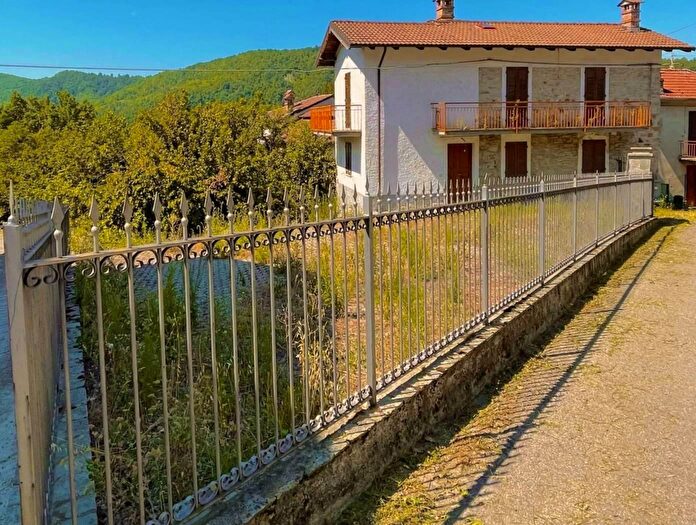 Casa quadrilocale in vendita in Località Selva Superiore BrignanoFrascata Alessandria, Brignano Frascata