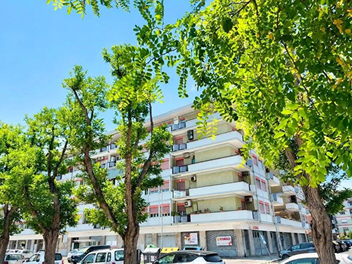 Appartamento quadrilocale in vendita in Via Antonio Zotti, Roma
