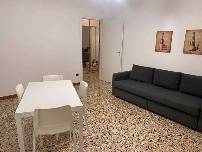 Appartamento bilocale in affitto in Via Raffaello Sanzio, Novate Milanese
