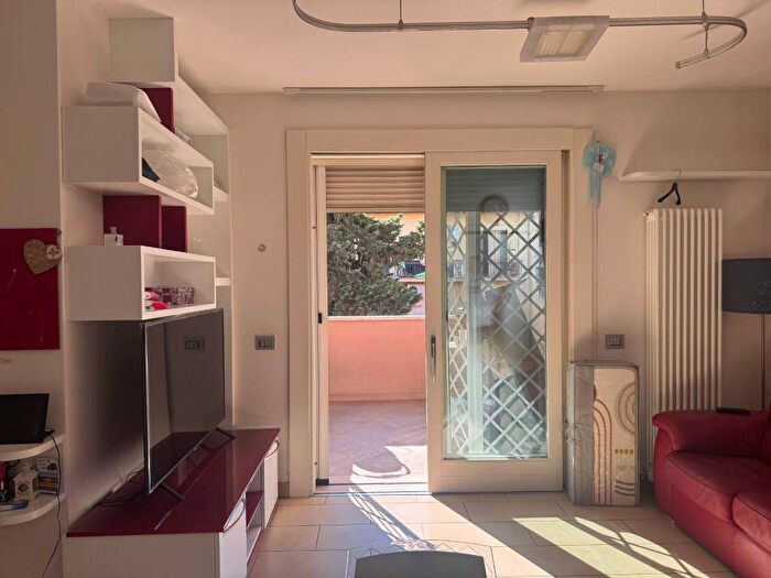 Appartamento bilocale in affitto in Via Napoleone Bonaparte, Coverciano, Firenze