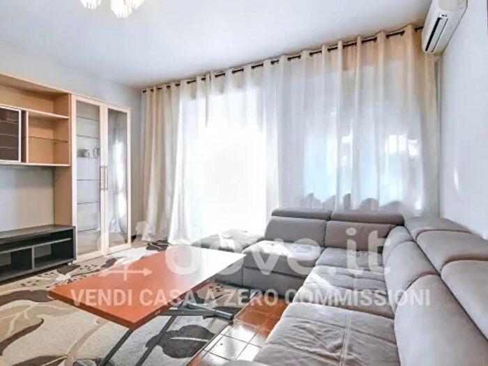 Appartamento trilocale in vendita in Via Guglielmo Marconi, SantAngelo Lodigiano