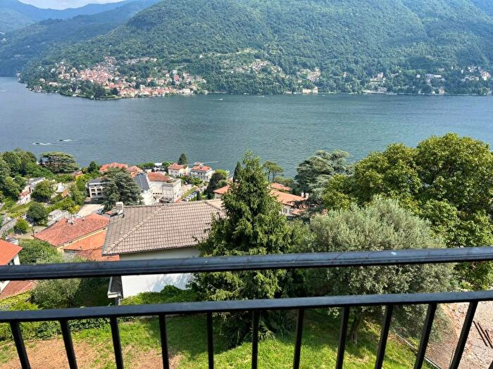 Casa bilocale in affitto in Via Ronchetto, Moltrasio