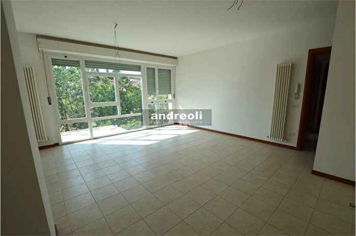 Appartamento trilocale in vendita in Jesi