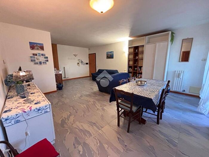 Appartamento trilocale in affitto in appartamento via tasso, Ariosto, Lecce