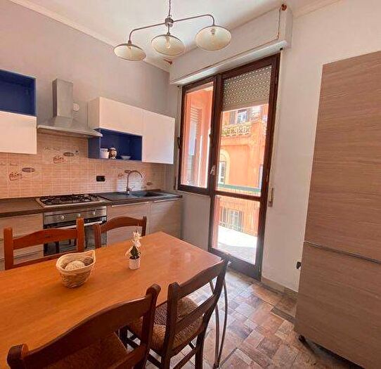 Appartamento con 5 locali in affitto in Porcellana, Sassari