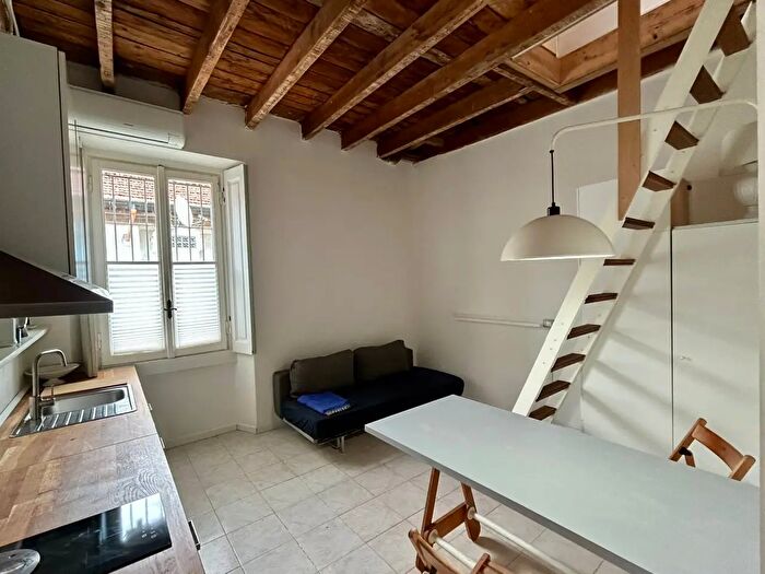 Appartamento monolocale in affitto in Via Arquà, Milano