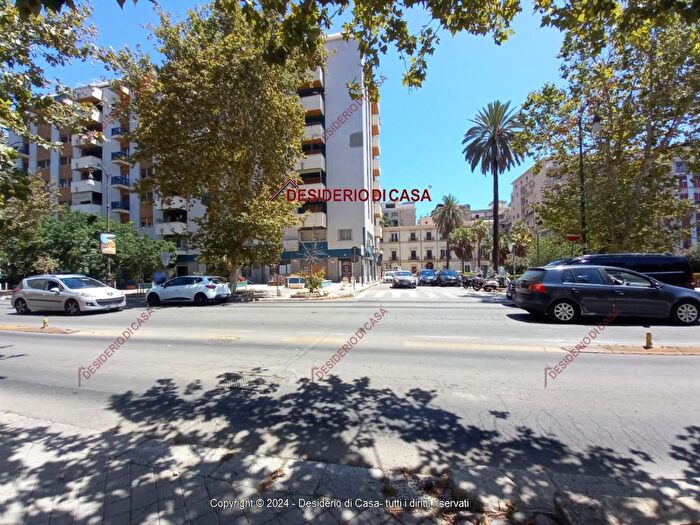 Appartamento quadrilocale in vendita in Palermo