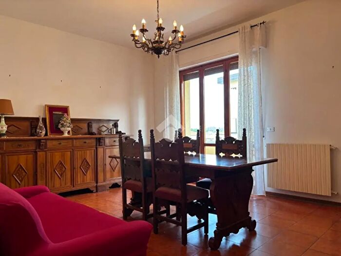 Appartamento quadrilocale in vendita in Via Don Giovanni Minzoni, Lucca