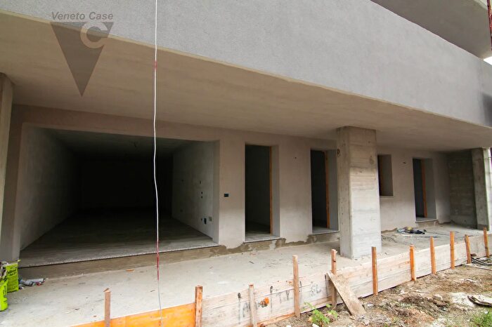 Appartamento con 5 locali in vendita in Via Roma, Arzergrande