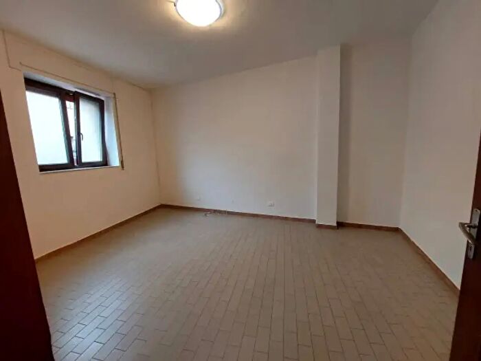 Appartamento bilocale in vendita in Piazza Andrea Nobili De Toma, Omegna