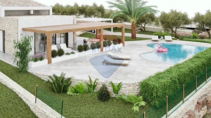 Casa quadrilocale in vendita in Contrada Ciauli, Castellammare Del Golfo