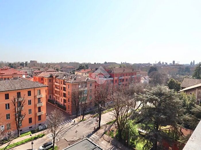 Appartamento trilocale in vendita in Via Giovanni Bolognesi, Reggio Emilia