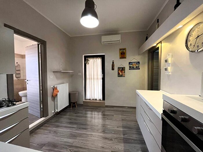 Appartamento trilocale in affitto in Via dei Carpentieri, Via della Repubblica Piazza San Francesco, Foggia