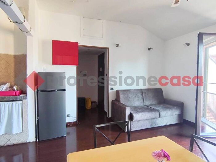 Appartamento monolocale in affitto in Via dei Carafa, Dergano, Milano